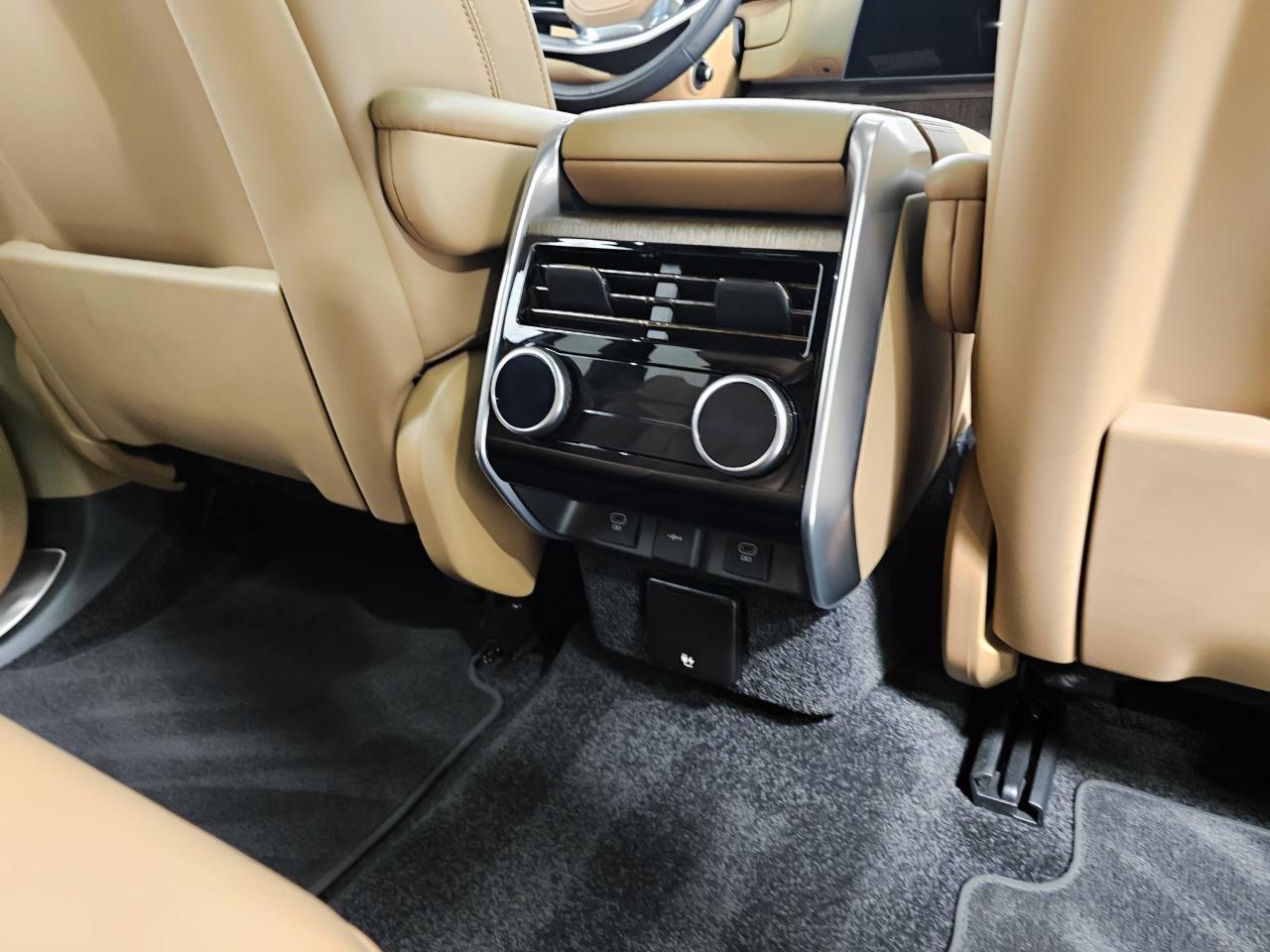 Land Rover Range Rover SE LWB 7 2024