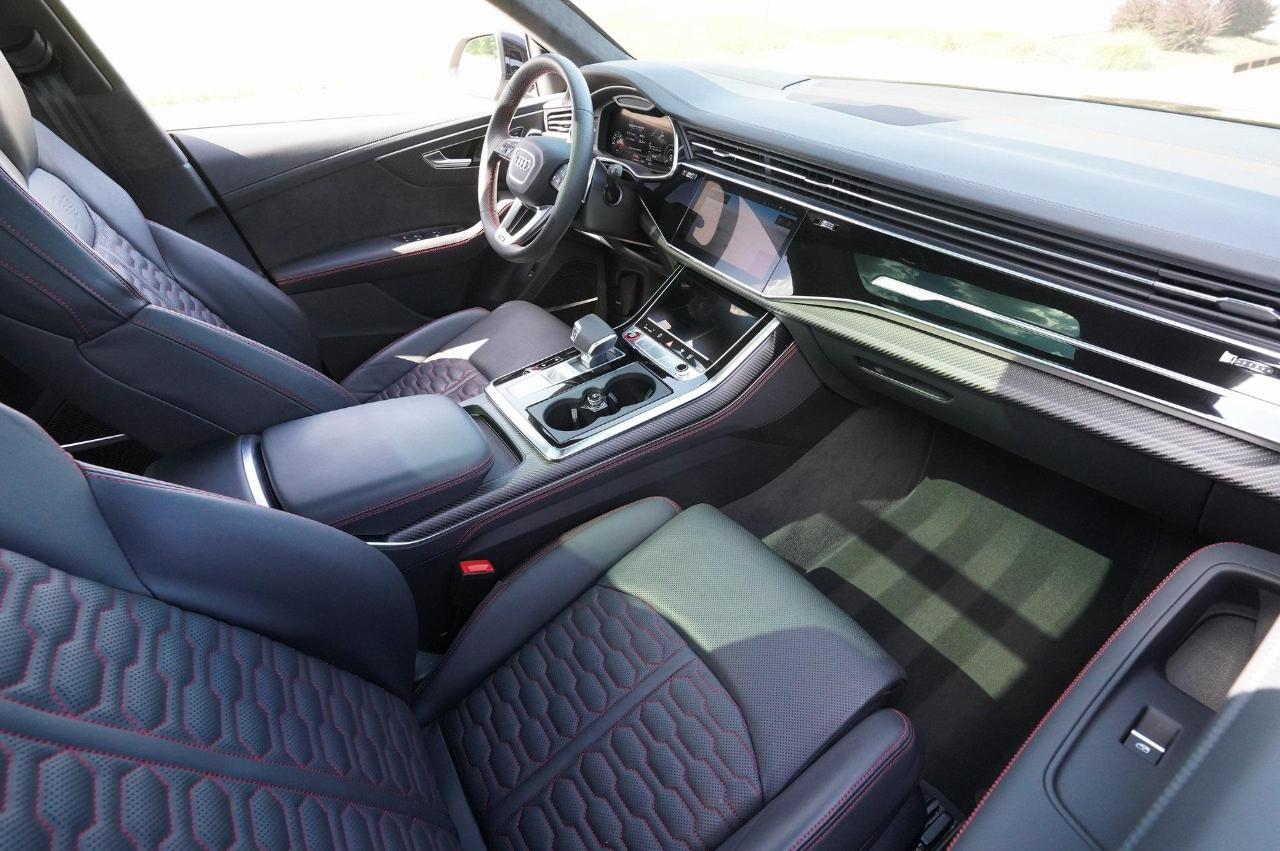 Audi RS Q8 4.0 quattro 2021