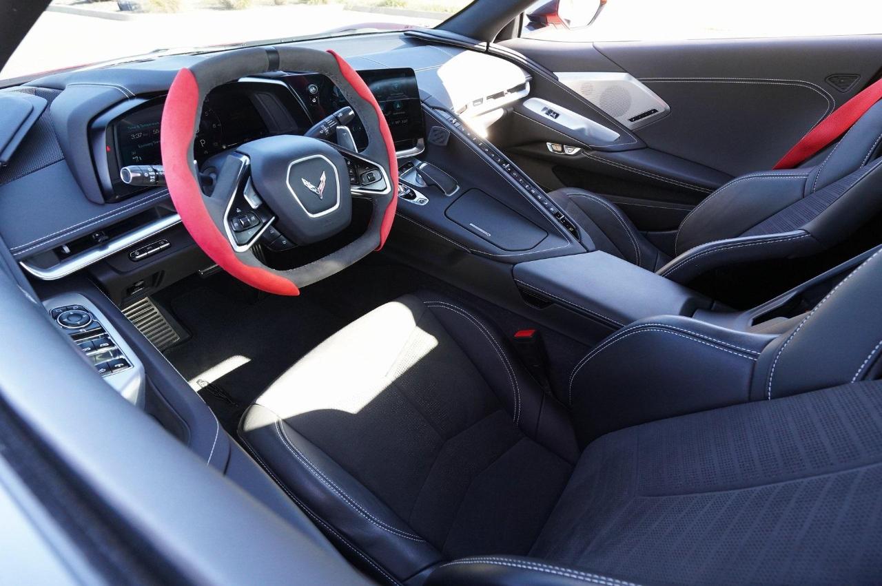 Chevrolet Corvette 2LT Convertible 2023