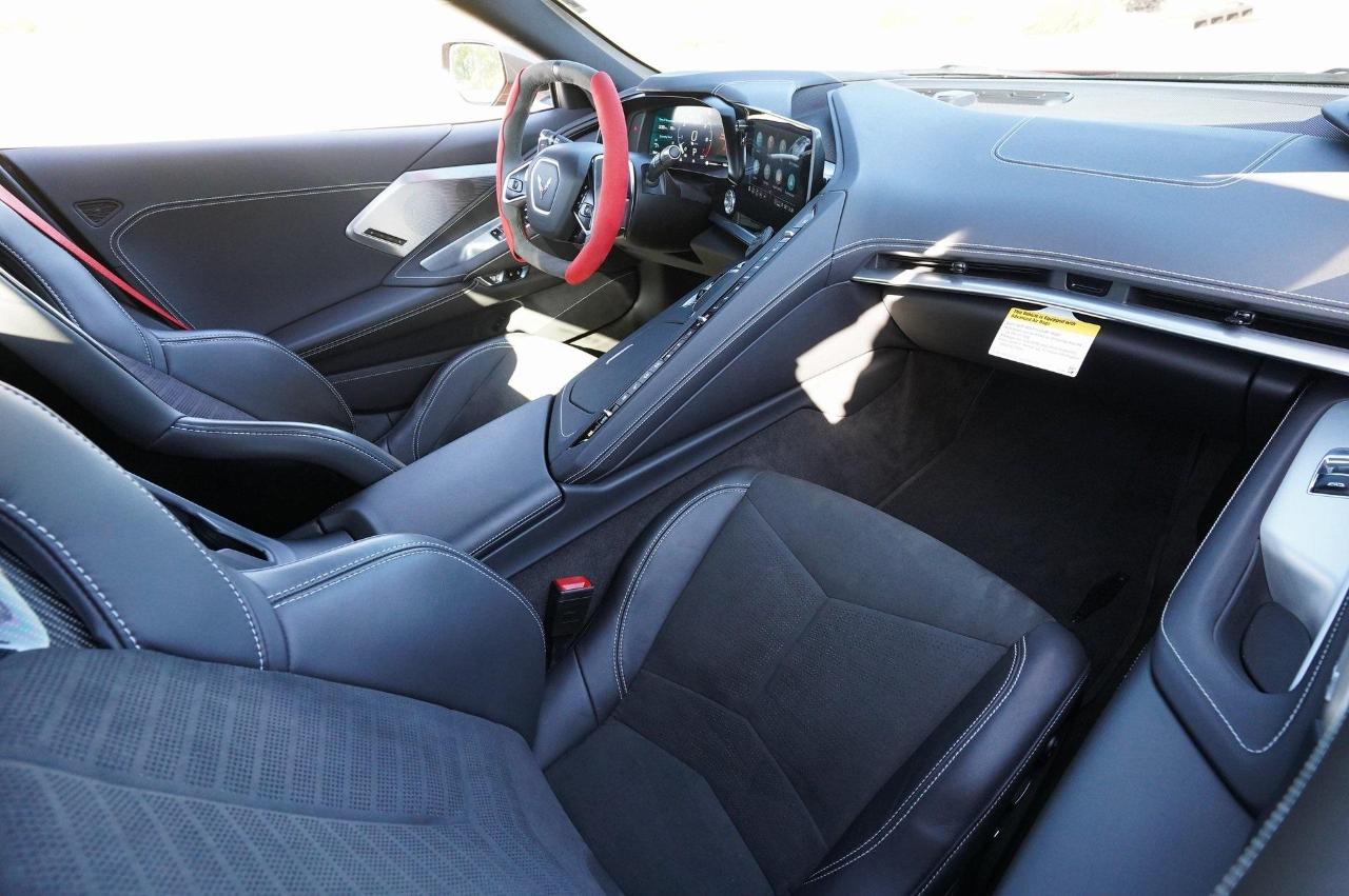 Chevrolet Corvette 2LT Convertible 2023