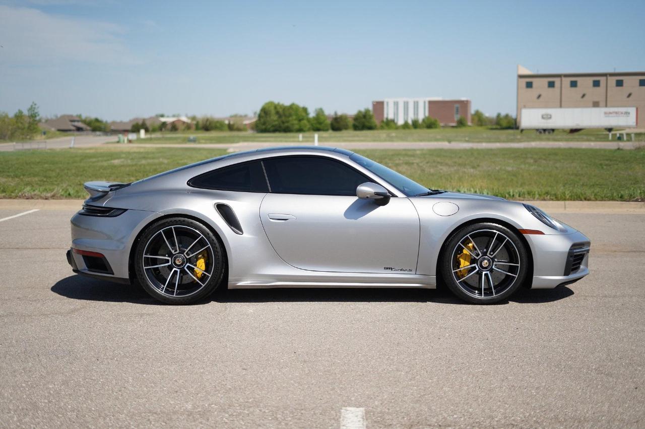 Porsche 911 Turbo 2dr Coupe Turbo 2021