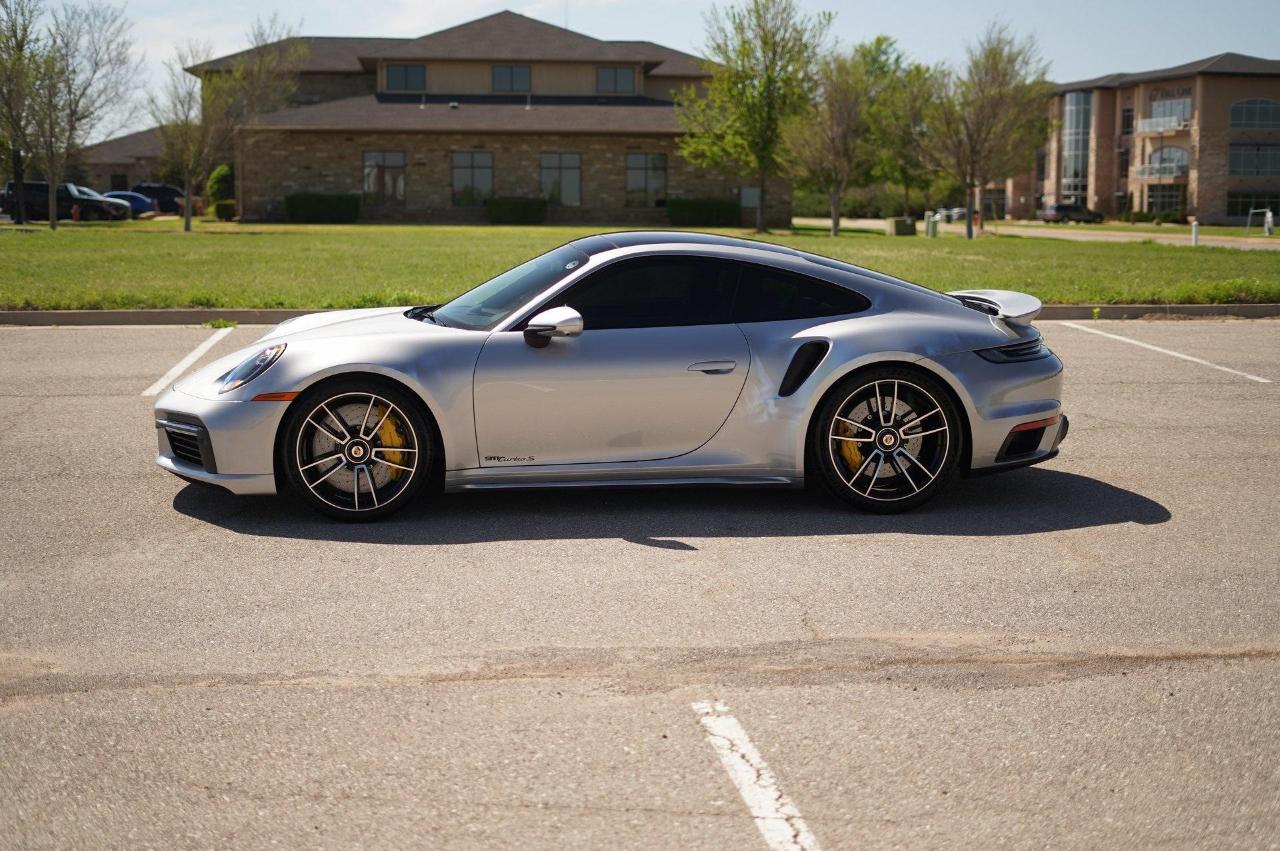 Porsche 911 Turbo 2dr Coupe Turbo 2021