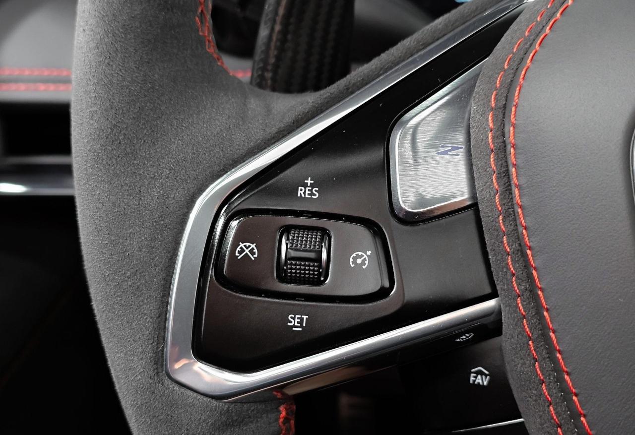 2023 Chevrolet Corvette 3LZ - Photo 13