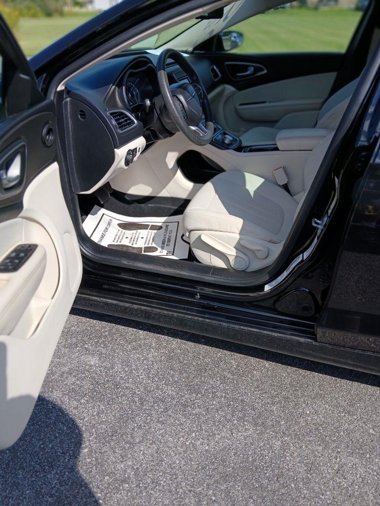 Chrysler 200 Limited 2015