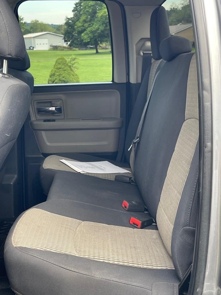 RAM 1500 ST Quad Cab 4WD 2011