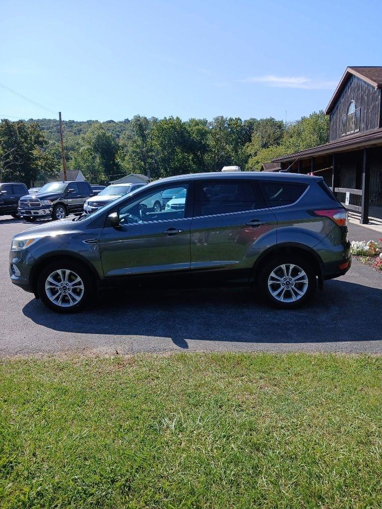 Ford Escape SE 4WD 2017