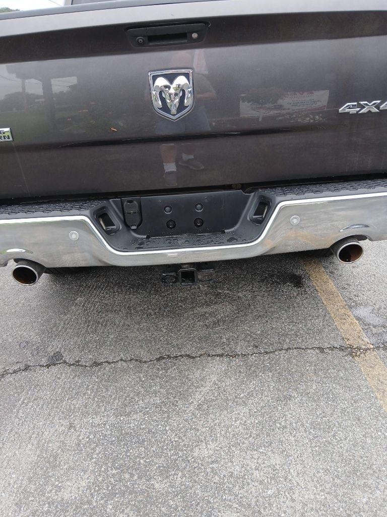 RAM 1500 SLT Crew Cab SWB 4WD 2016