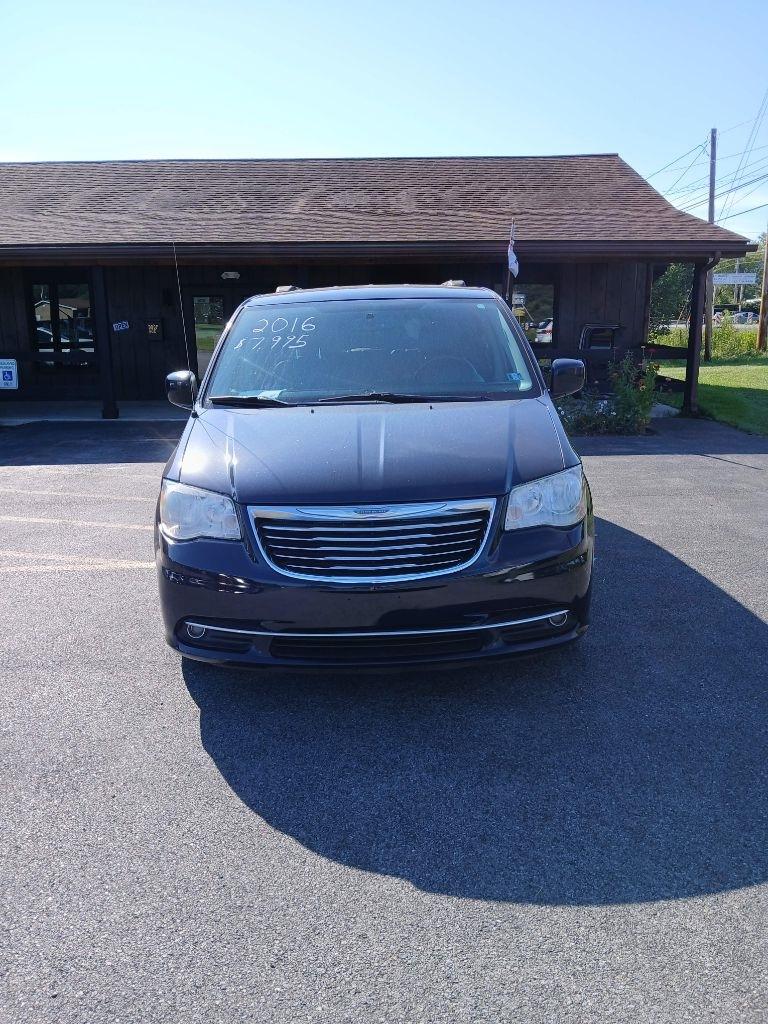 Chrysler Town & Country Touring 2016