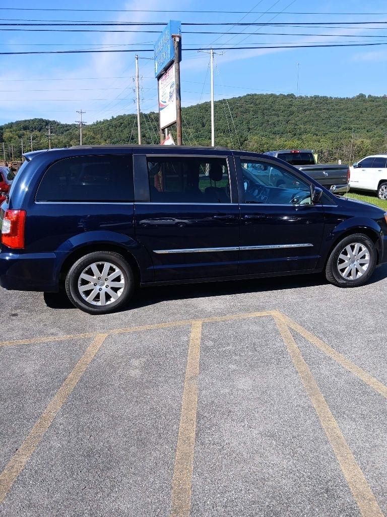 Chrysler Town & Country Touring 2016