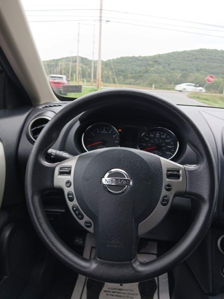 Nissan Rogue SV AWD 2013