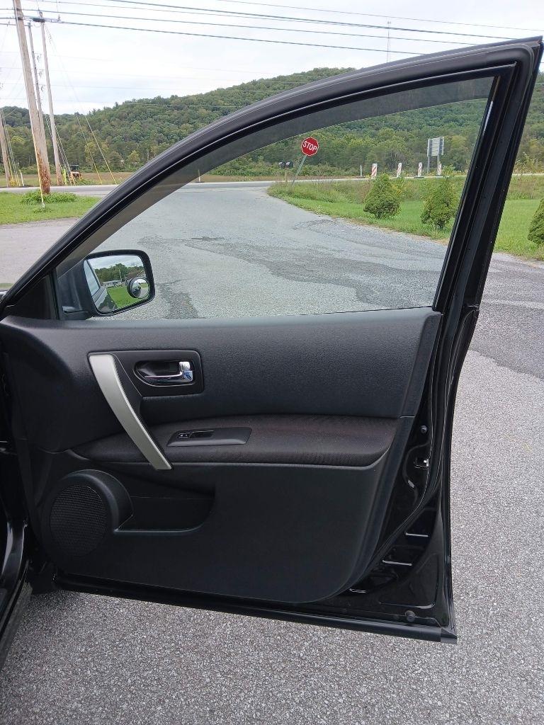 Nissan Rogue SV AWD 2013