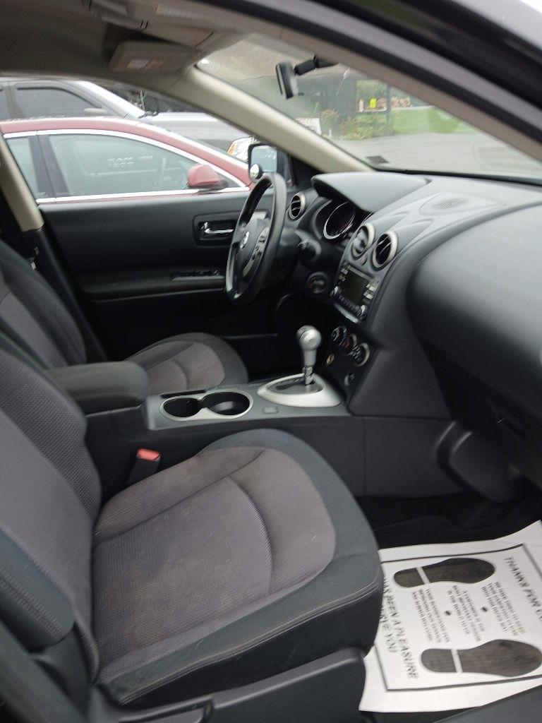 Nissan Rogue SV AWD 2013
