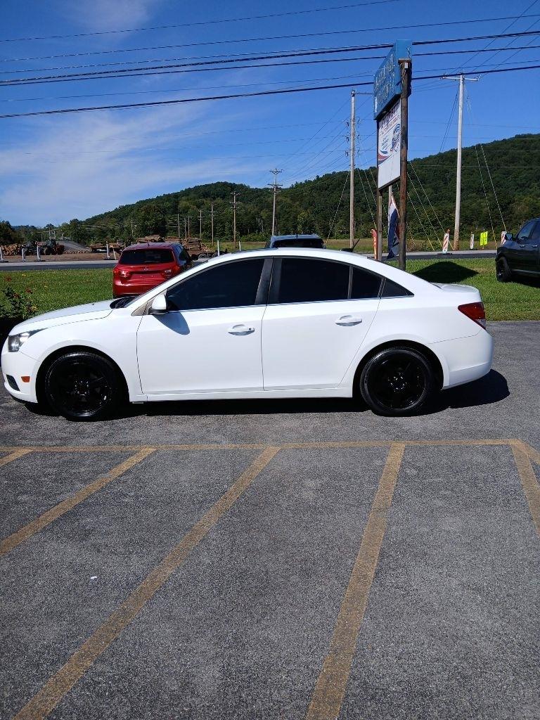 Chevrolet Cruze 2LT 2011