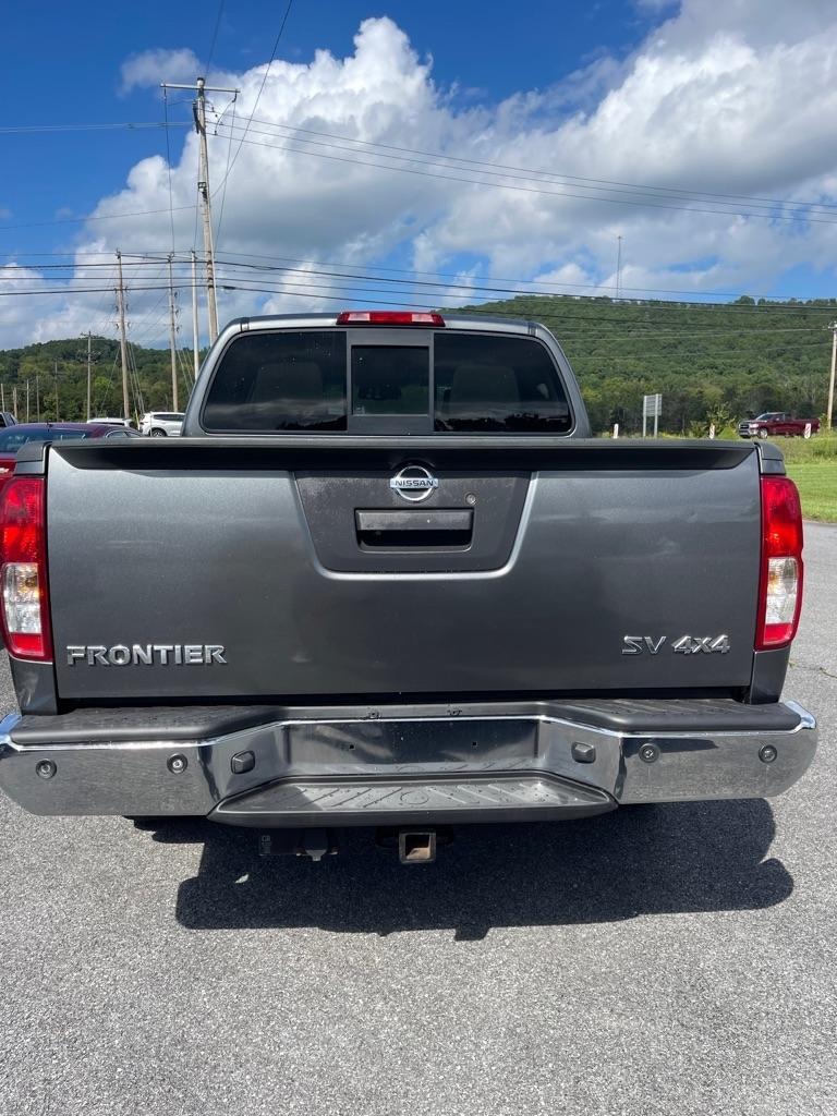 Nissan Frontier SL Crew Cab 5AT 4WD 2016