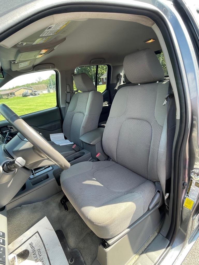 Nissan Frontier SL Crew Cab 5AT 4WD 2016