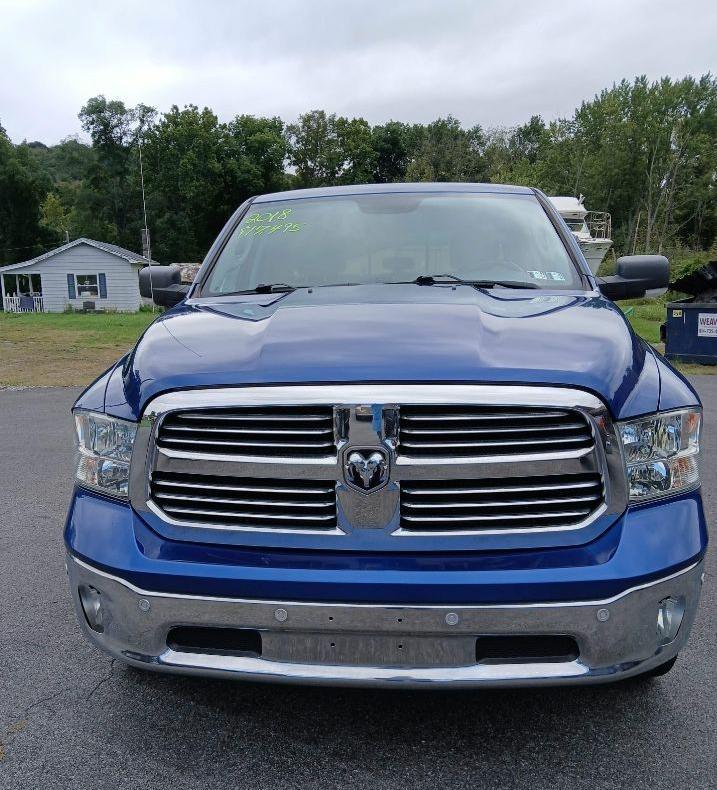 RAM 1500 SLT Crew Cab SWB 4WD 2018