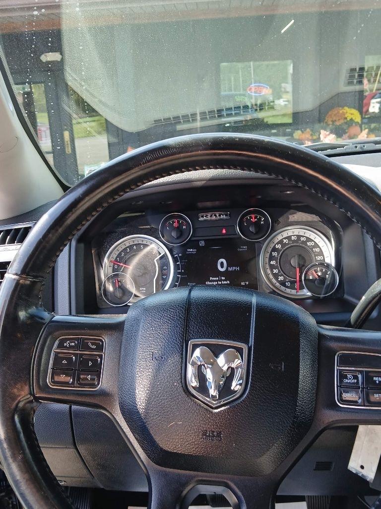 RAM 1500 SLT Quad Cab 4WD 2013