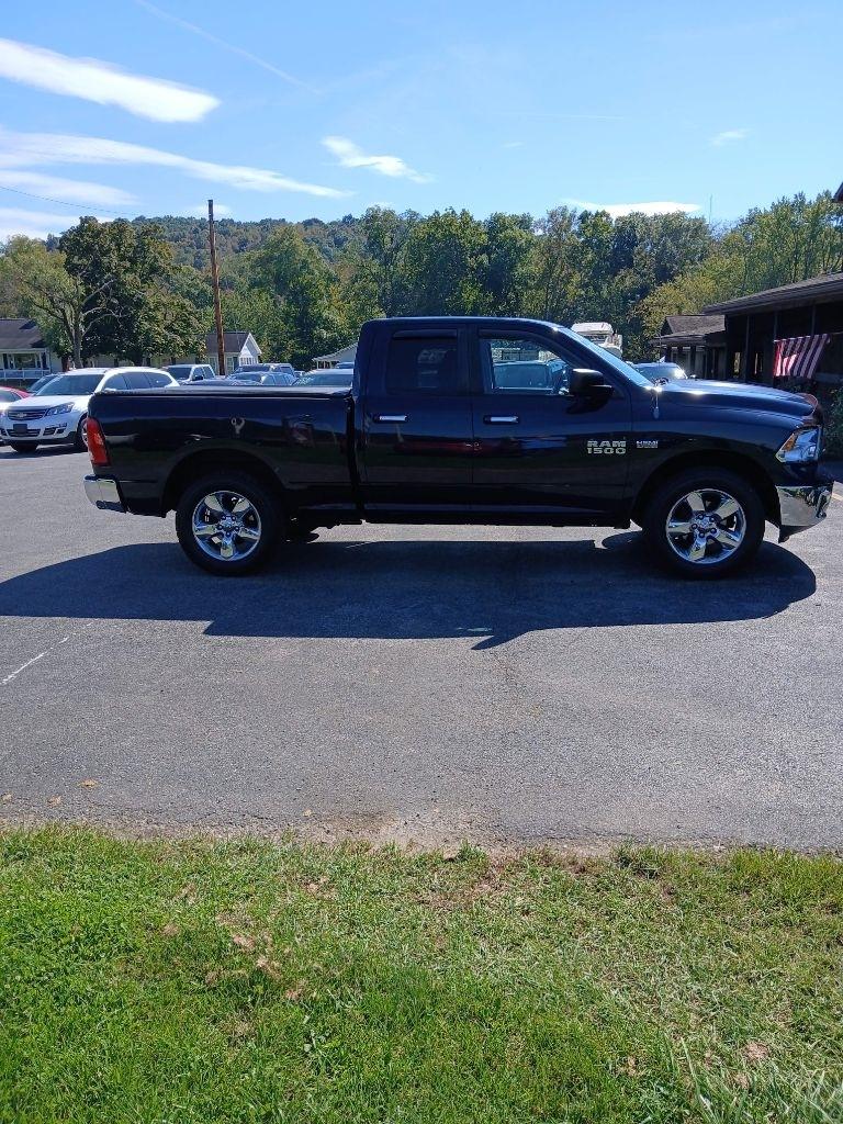 RAM 1500 SLT Quad Cab 4WD 2013