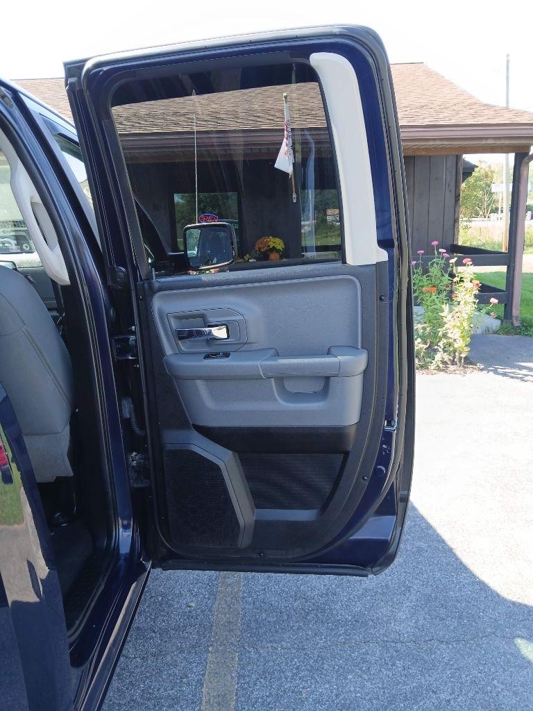 RAM 1500 SLT Quad Cab 4WD 2013