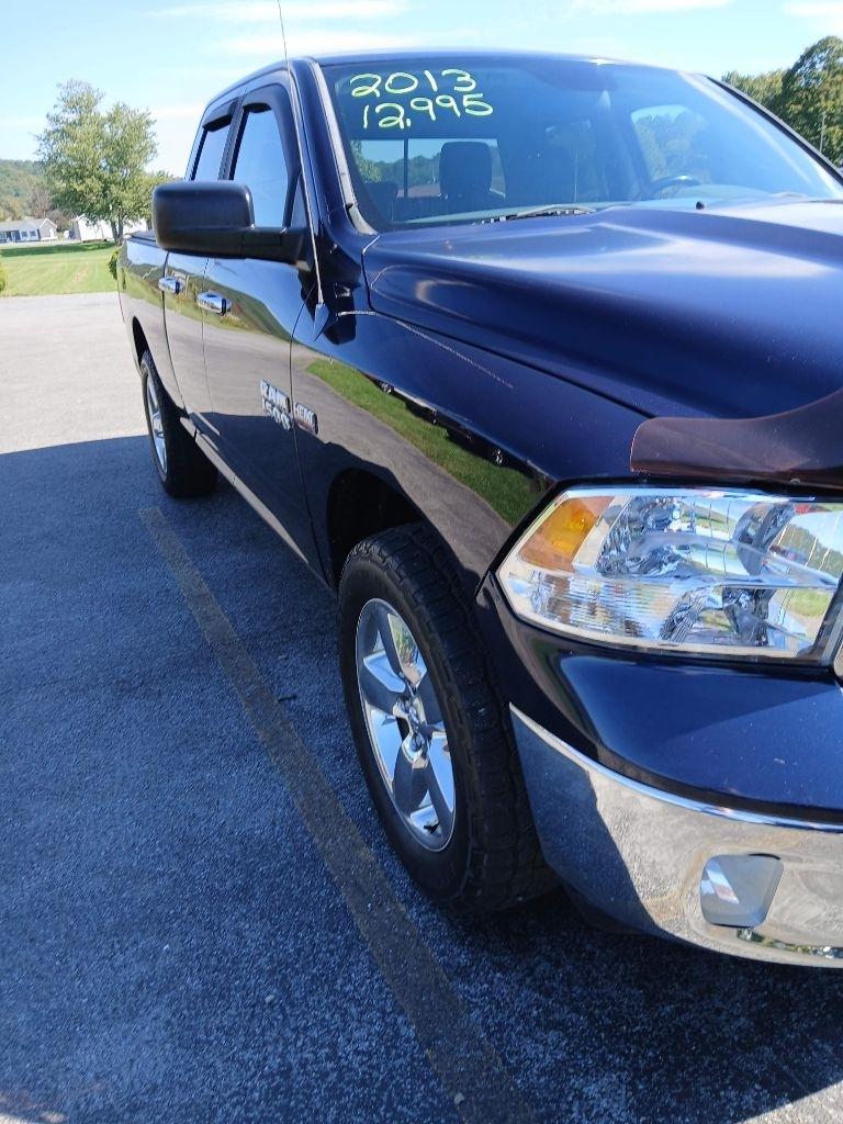 RAM 1500 SLT Quad Cab 4WD 2013