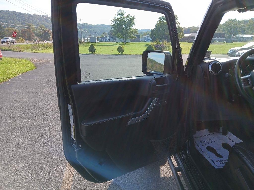 Jeep Wrangler Sport 4WD 2015