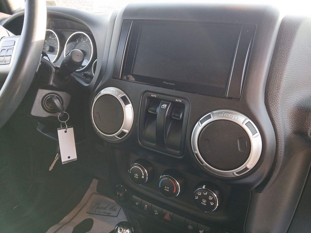 Jeep Wrangler Sport 4WD 2015
