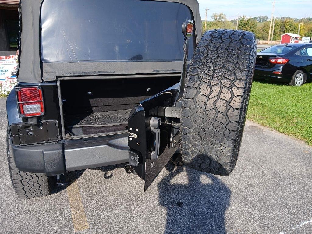 Jeep Wrangler Sport 4WD 2015
