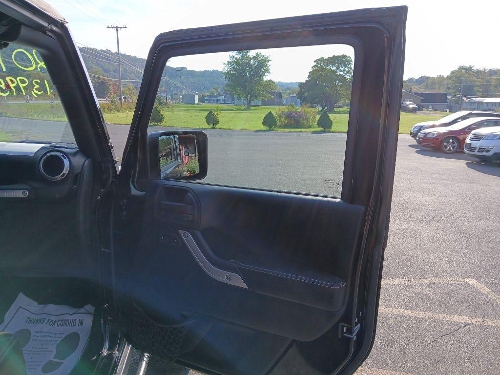 Jeep Wrangler Sport 4WD 2015