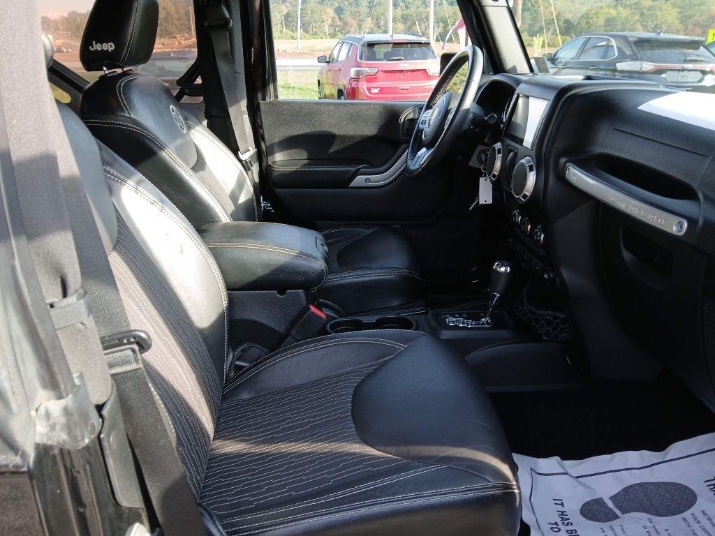 Jeep Wrangler Sport 4WD 2015