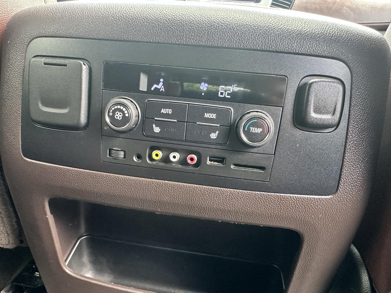 2015 Chevrolet Tahoe LTZ - Photo 23
