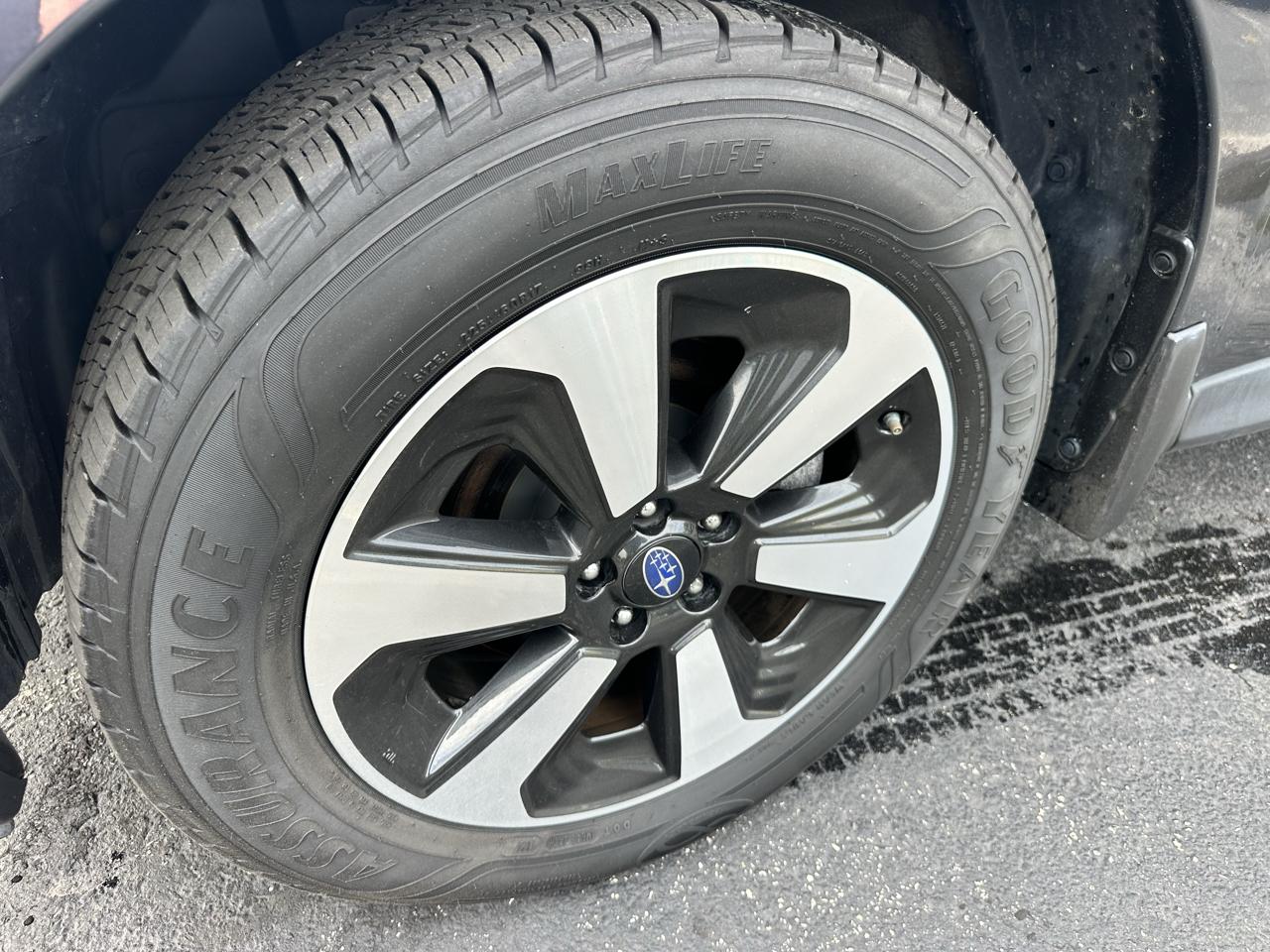 Subaru Forester 2.5i Premium PZEV CVT 2018