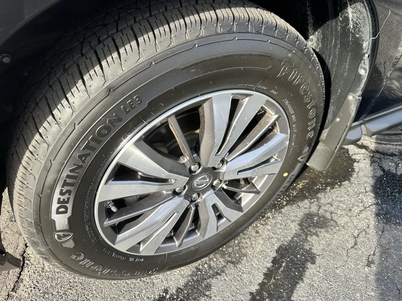 Nissan Pathfinder Platinum 4WD 2018