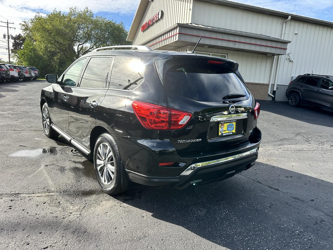 Nissan Pathfinder Platinum 4WD 2018