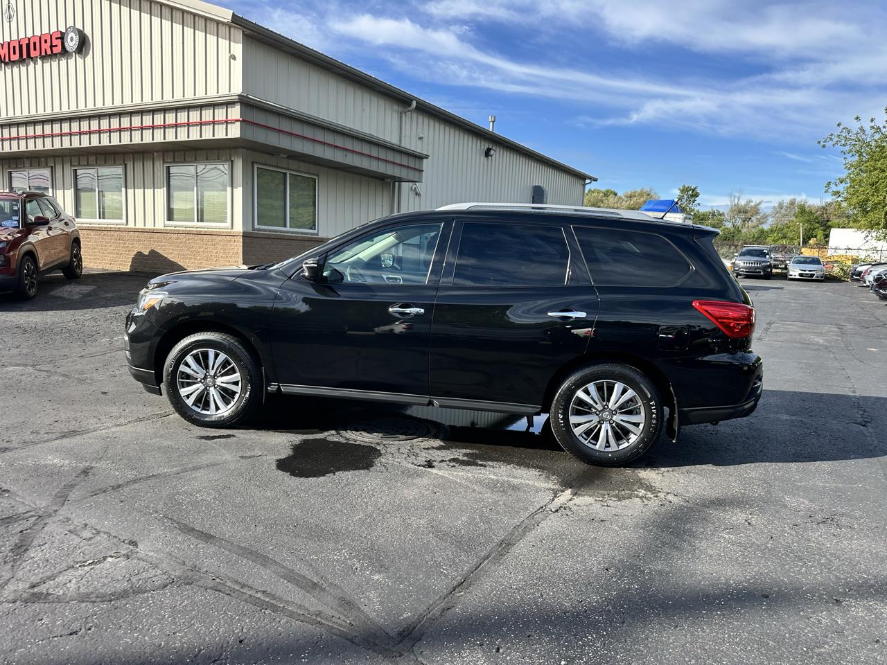 Nissan Pathfinder Platinum 4WD 2018