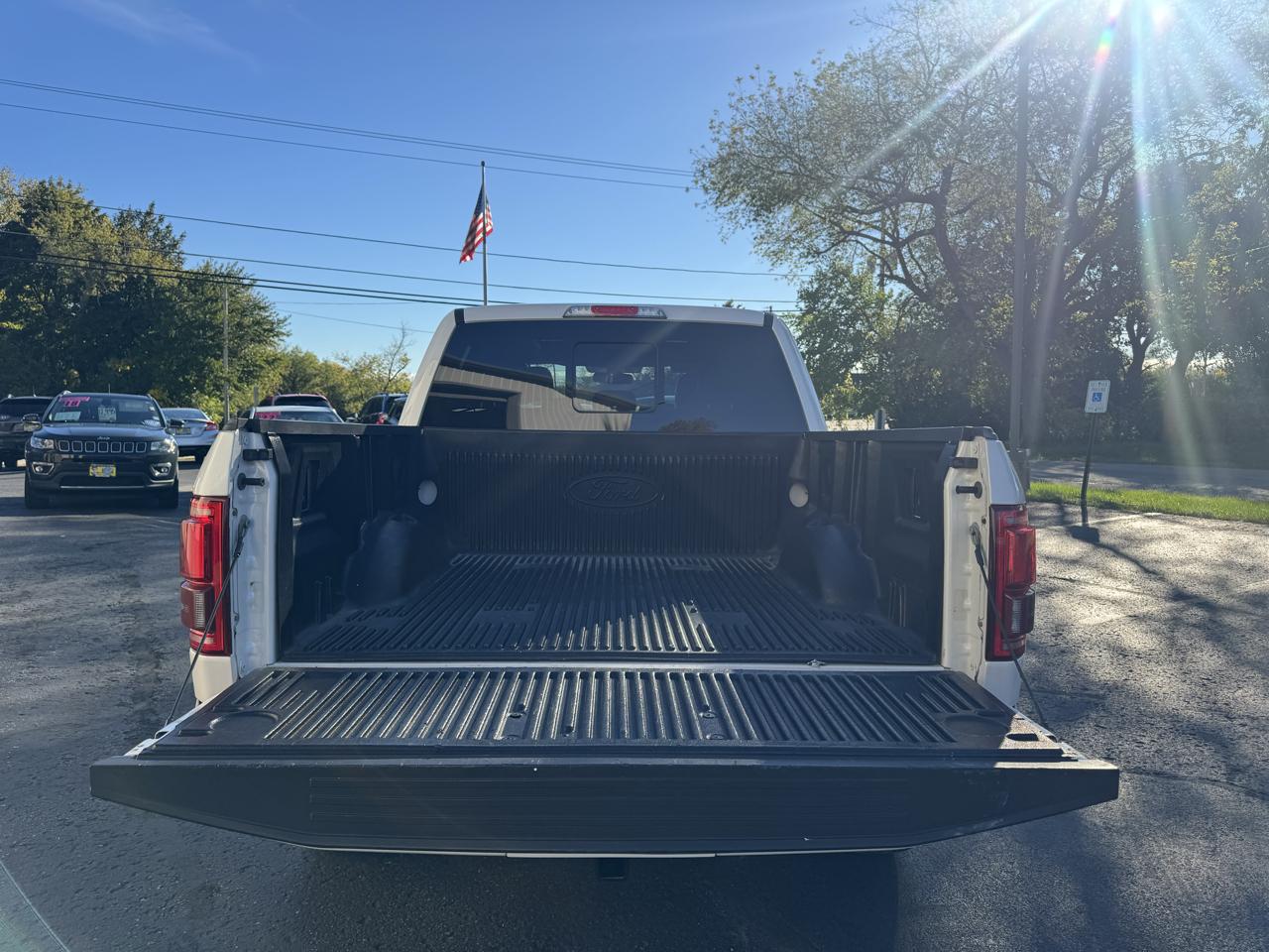 Ford F-150 Lariat 2016