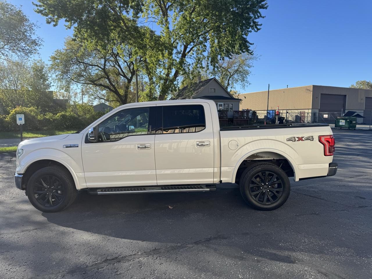 Ford F-150 Lariat 2016