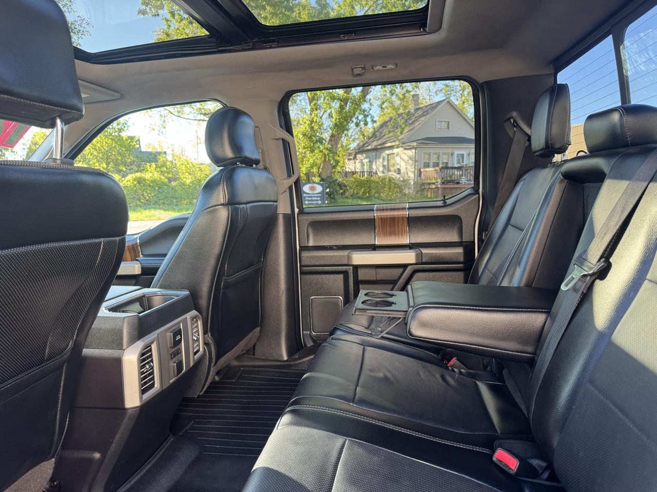 Ford F-150 Lariat 2016