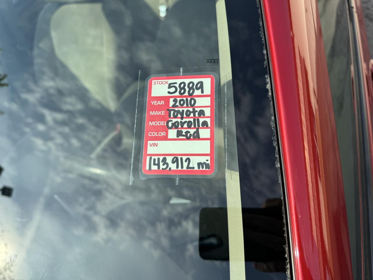 Toyota Corolla LE 2010