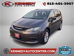 2020 Chrysler Voyager 