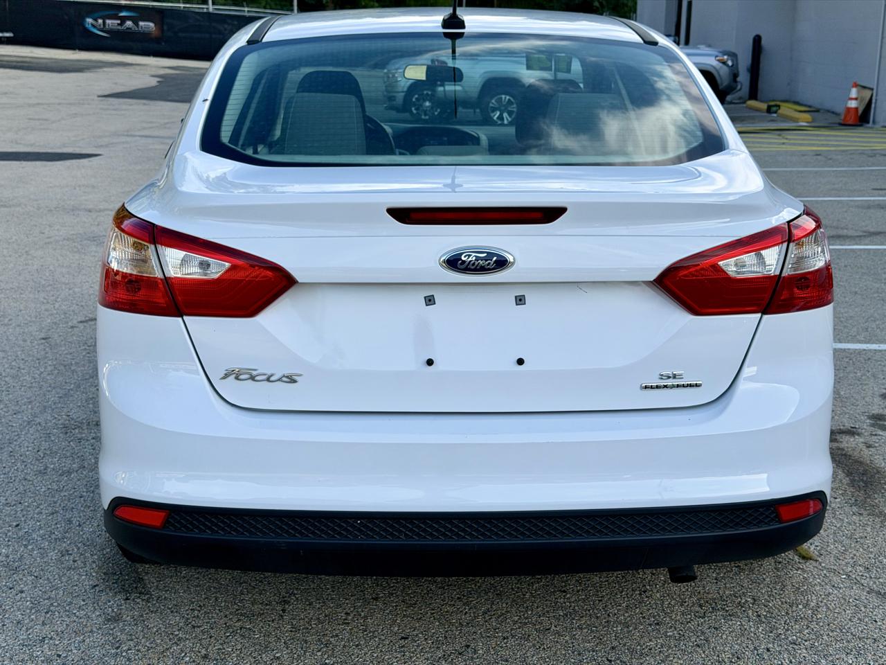 Ford Focus SE Sedan 2014