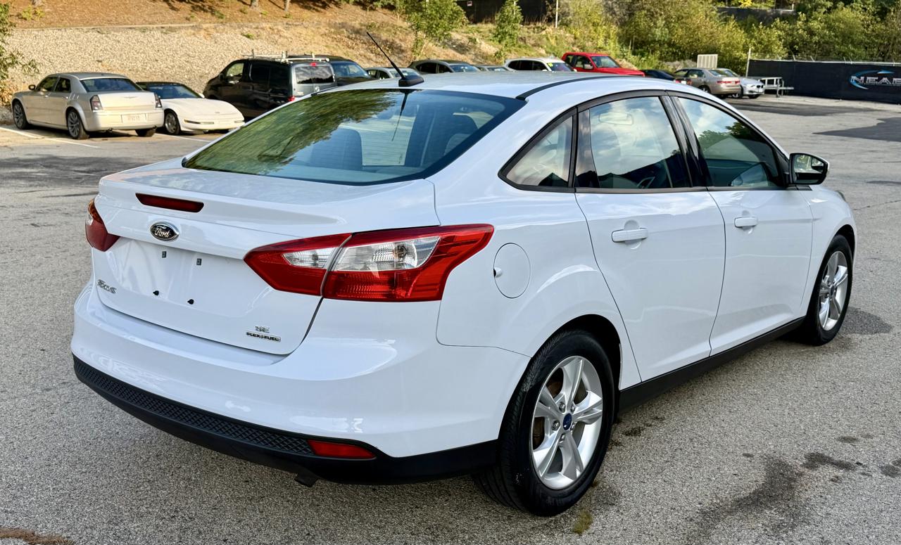 Ford Focus SE Sedan 2014