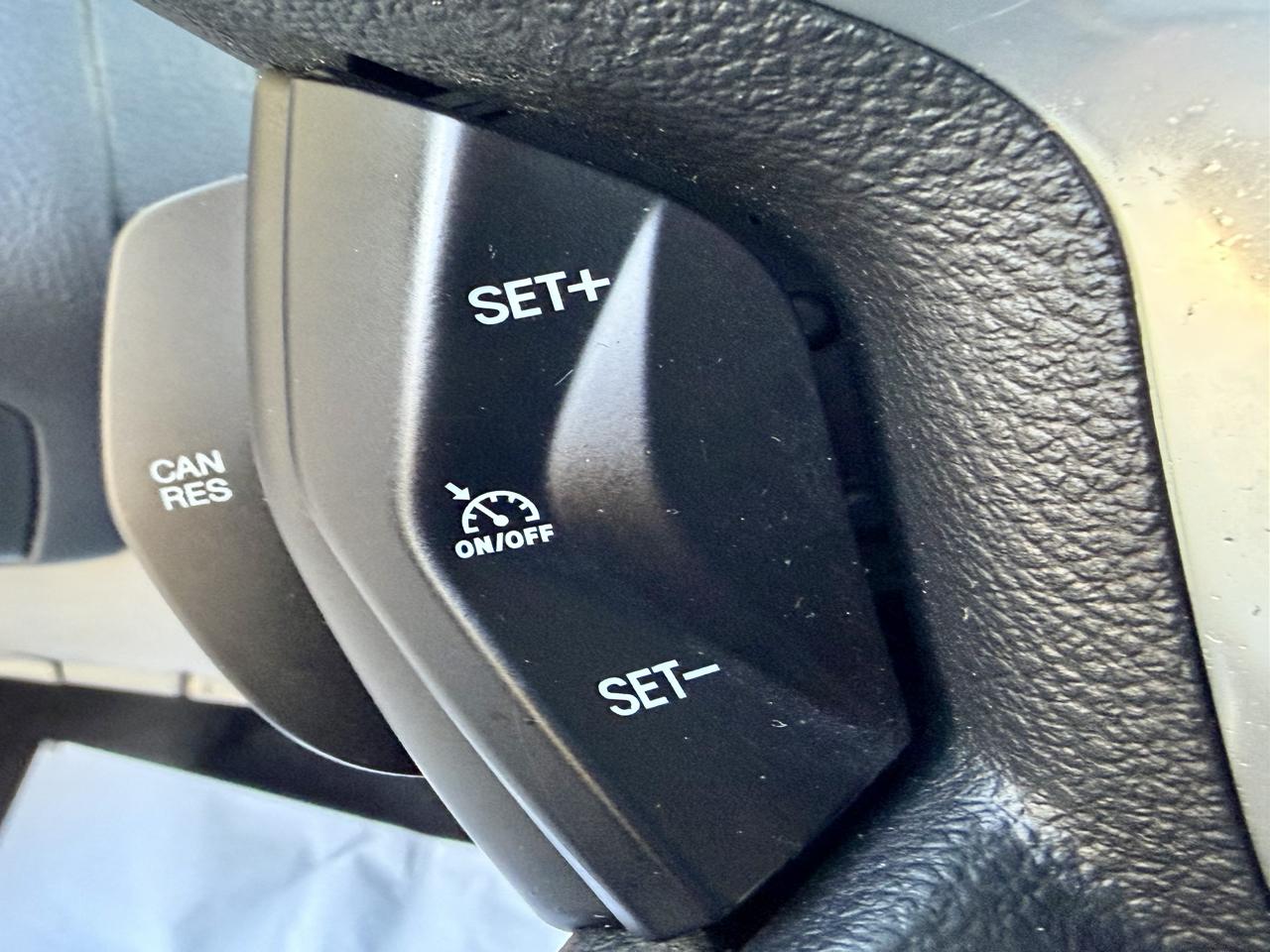 Ford Focus SE Sedan 2014