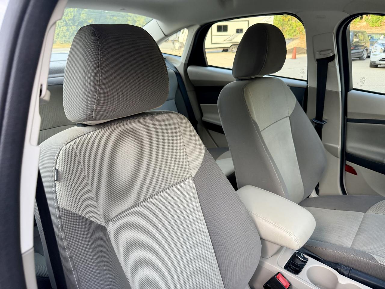 Ford Focus SE Sedan 2014
