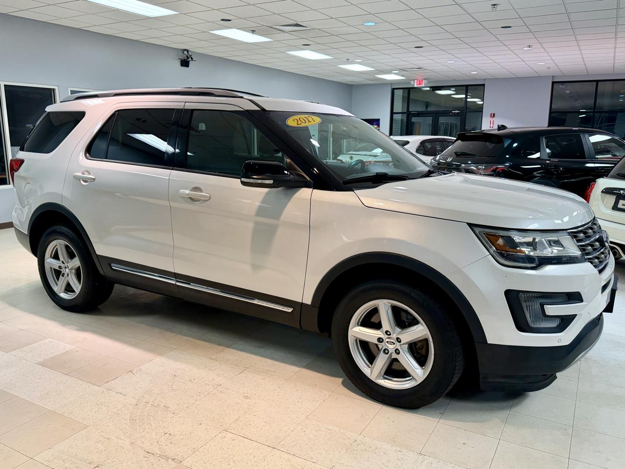 Ford Explorer XLT 4WD 2017