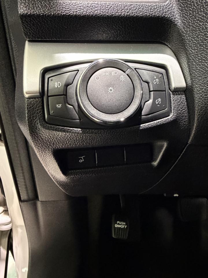Ford Explorer XLT 4WD 2017