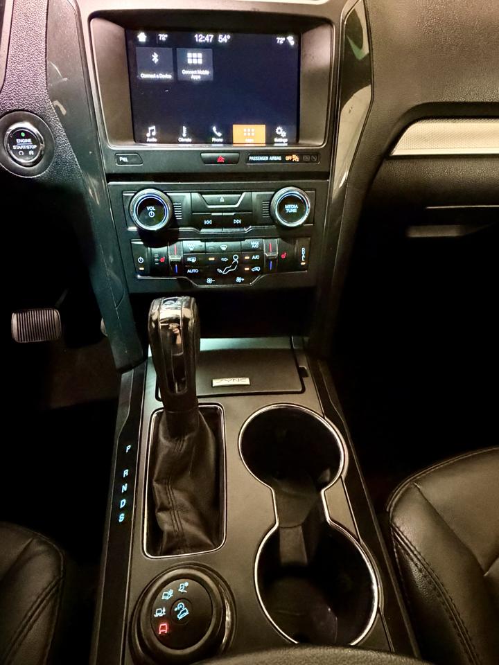 Ford Explorer XLT 4WD 2017