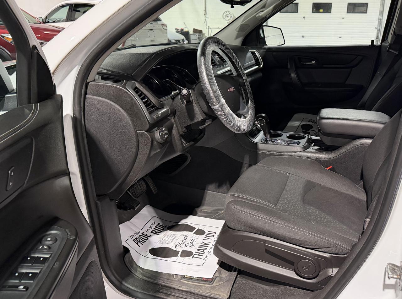 GMC Acadia SLE-1 AWD 2016