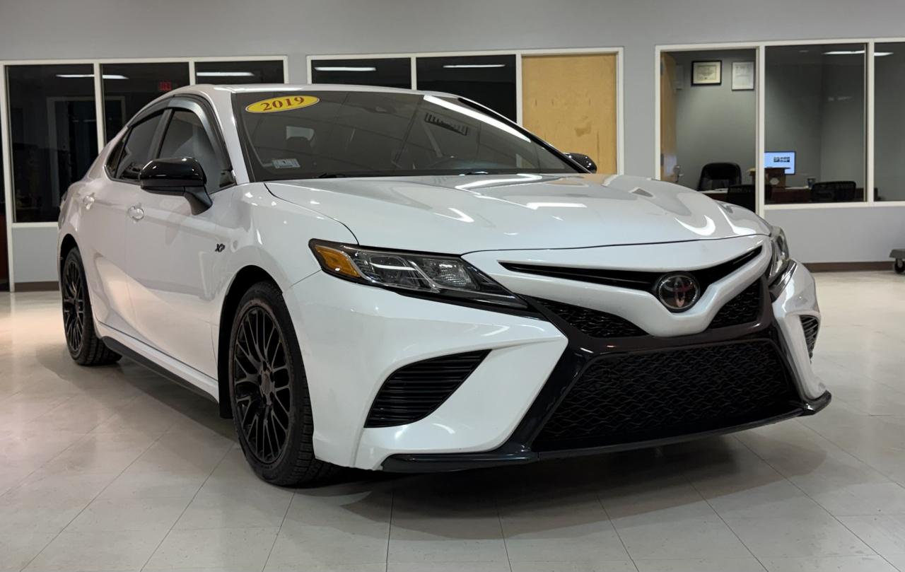 Toyota Camry L 2019