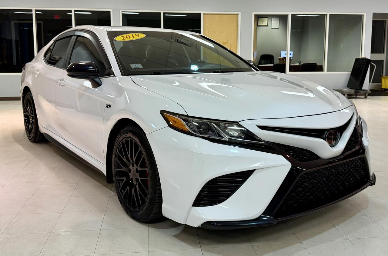 Toyota Camry L 2019