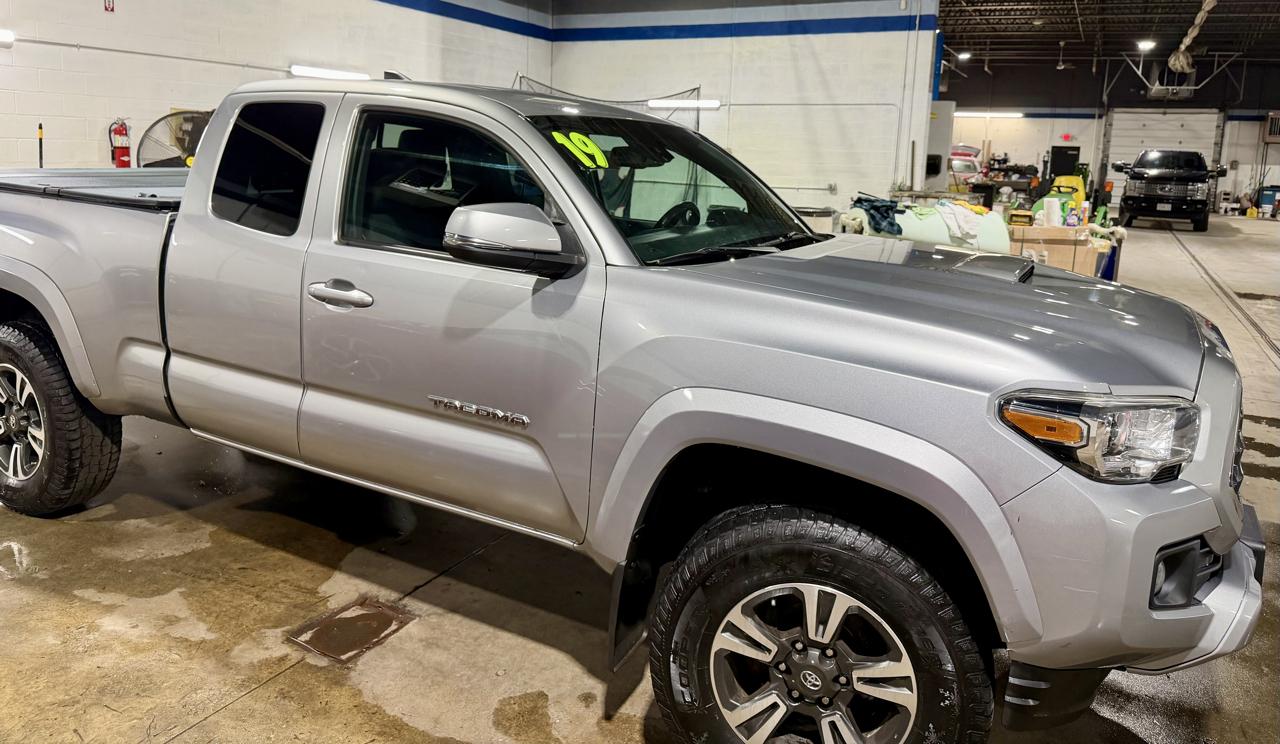 Toyota Tacoma 4WD Access Cab V6 AT TRD Sport (Natl) 2019